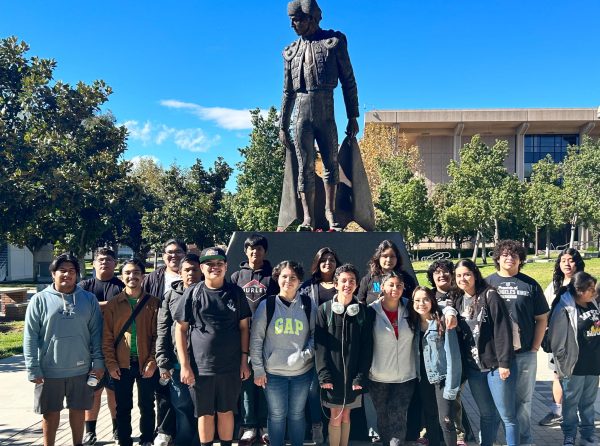 DHH students pose for a photo during a field trip to California State University, Northridge